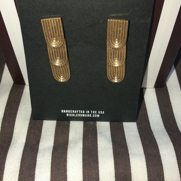 henri bendel Jewelry - Iconic Stunning Henri Bendel Earrings, Golden